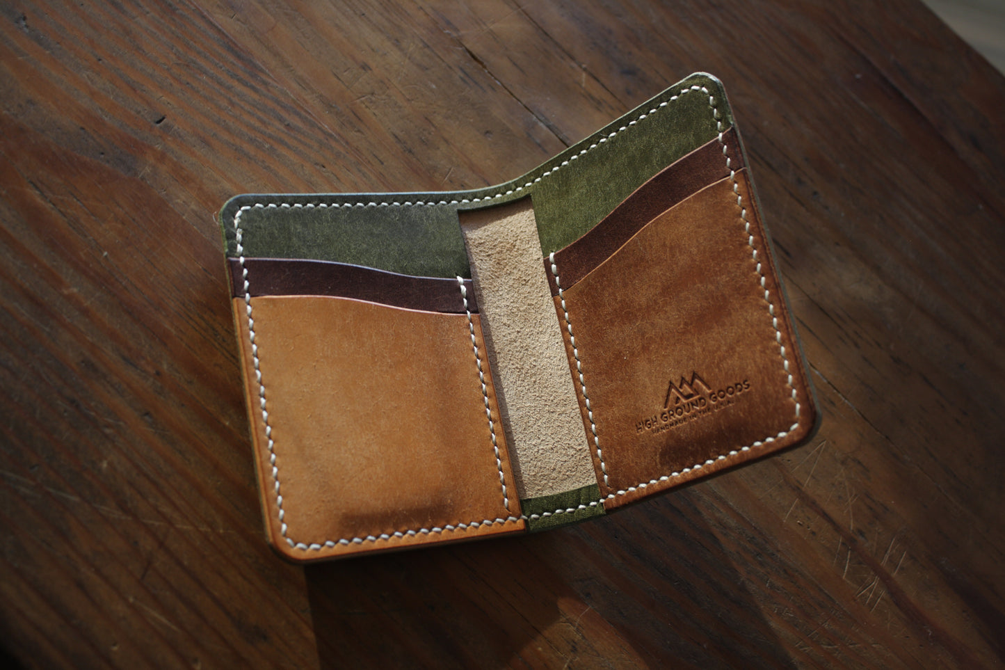 Horizontal Bi-fold